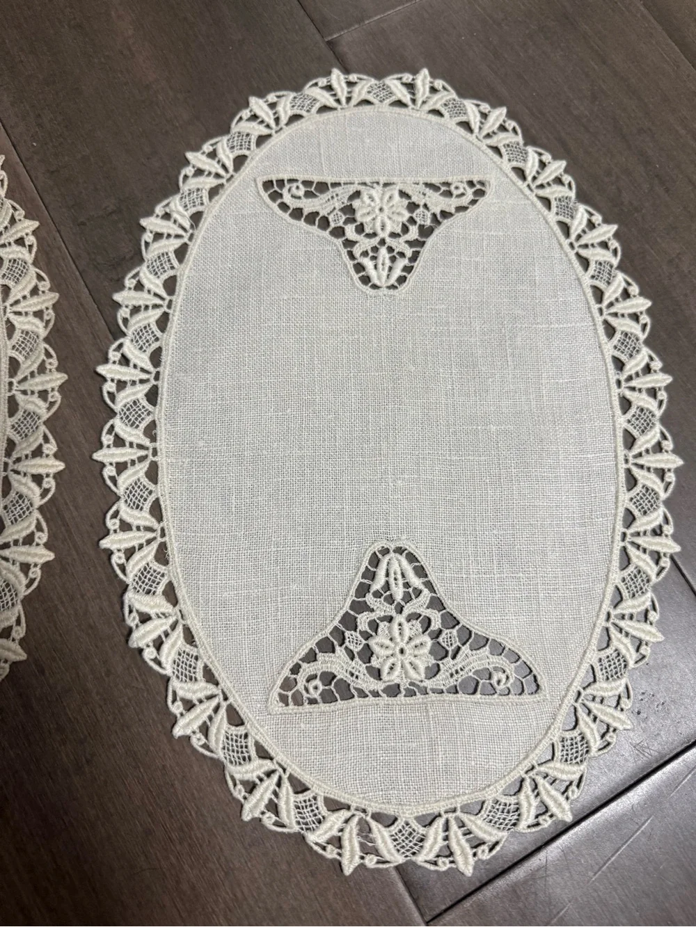 Vintage Ivory Crochet Lace Oval Doilies - Set of 2 11” x 9”